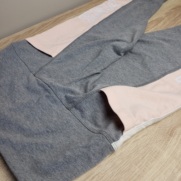 𝅺PINK Victoria's Secret Yoga Pants size XS - Picture 4 of 11